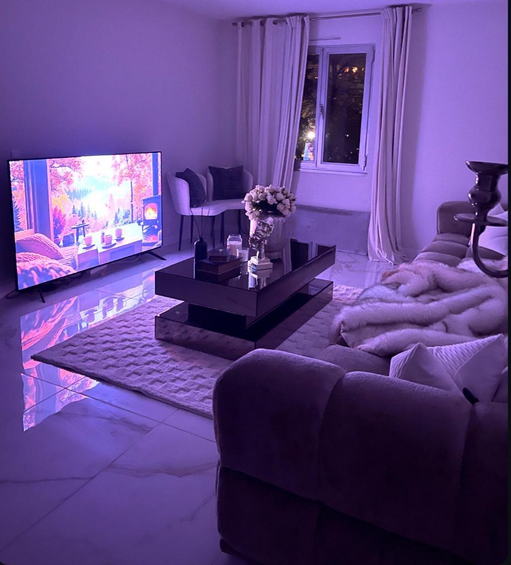 La Maison Du Luxe Ris-Orangis Exteriér fotografie